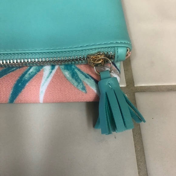 RACHEL Pally Reversible Clutch - Picture 6 of 13